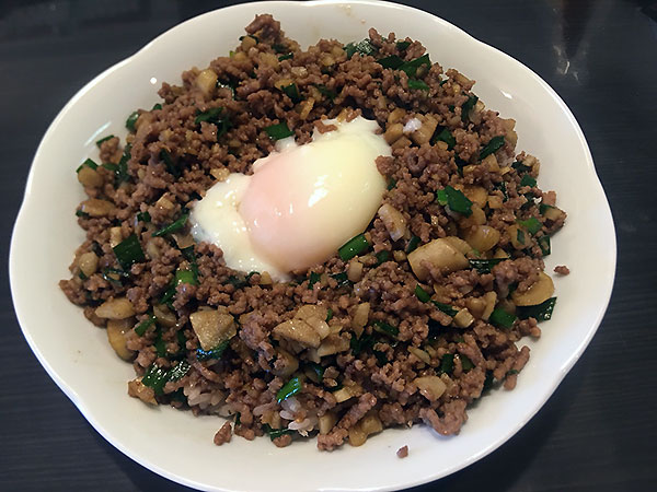 甘タレまぜまぜ丼